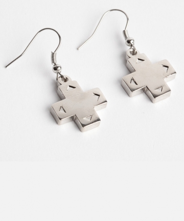 dpadearringphoto__product-main