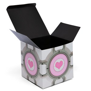 f2c7_companion_cube_gift_box