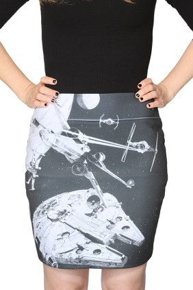 heruniversexwingskirt
